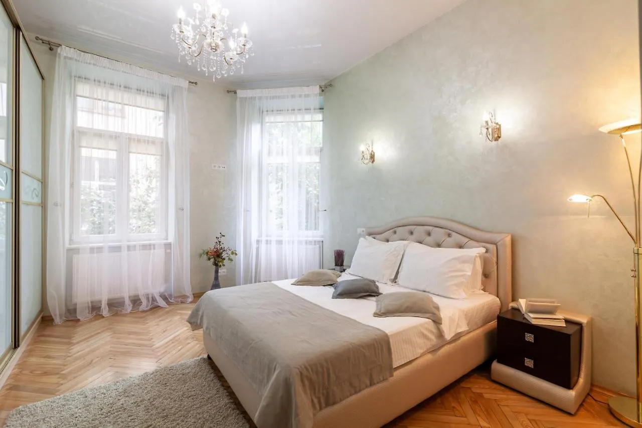 Alfa Apartments Levytskoho  Lviv